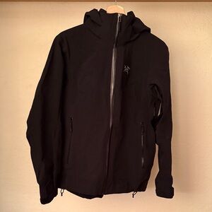 Arc'teryx women’s Performance Jacket in Black